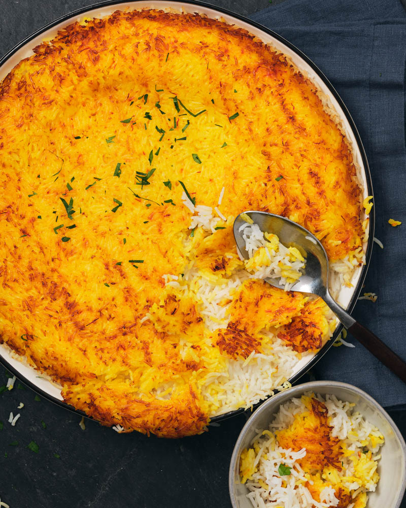 tahdig (persian crispy rice)