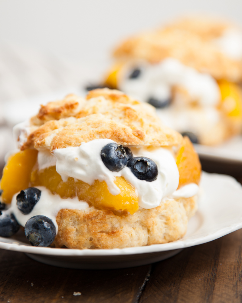 peach and blueberry shortcake