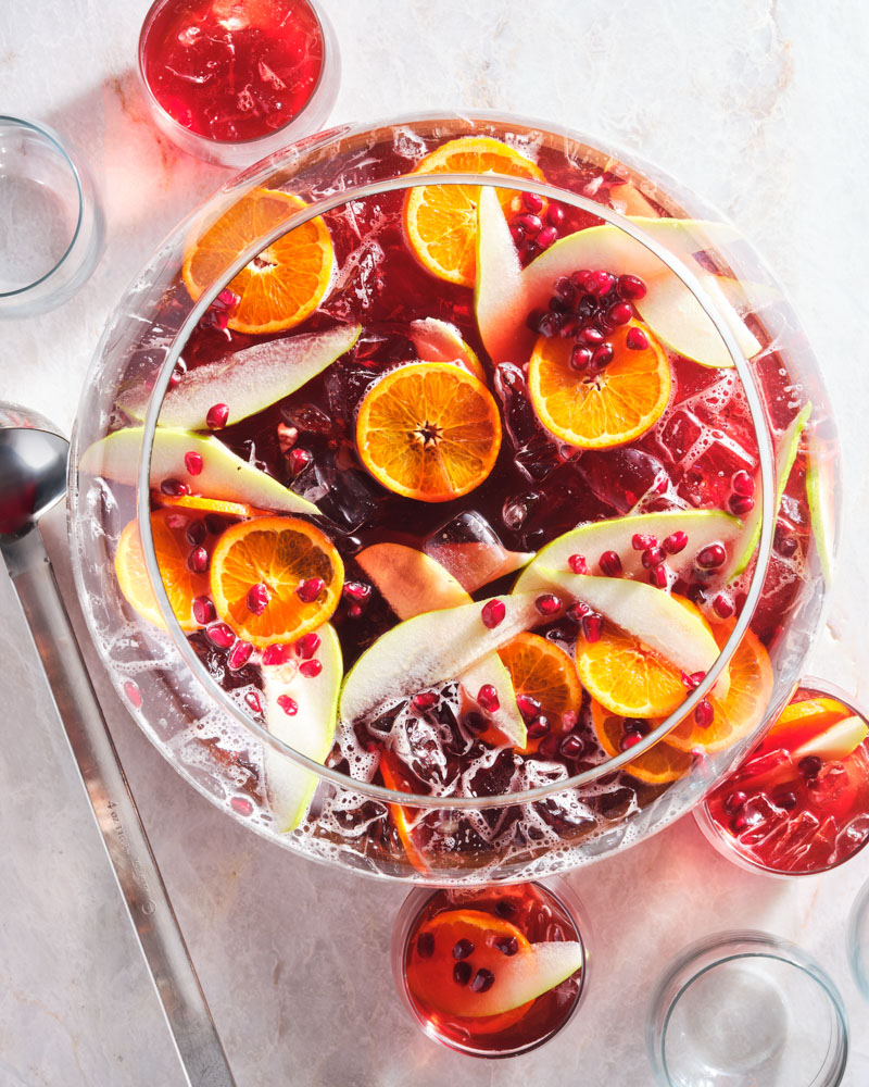 sparkling pomegranate wine punch (batch cocktail)