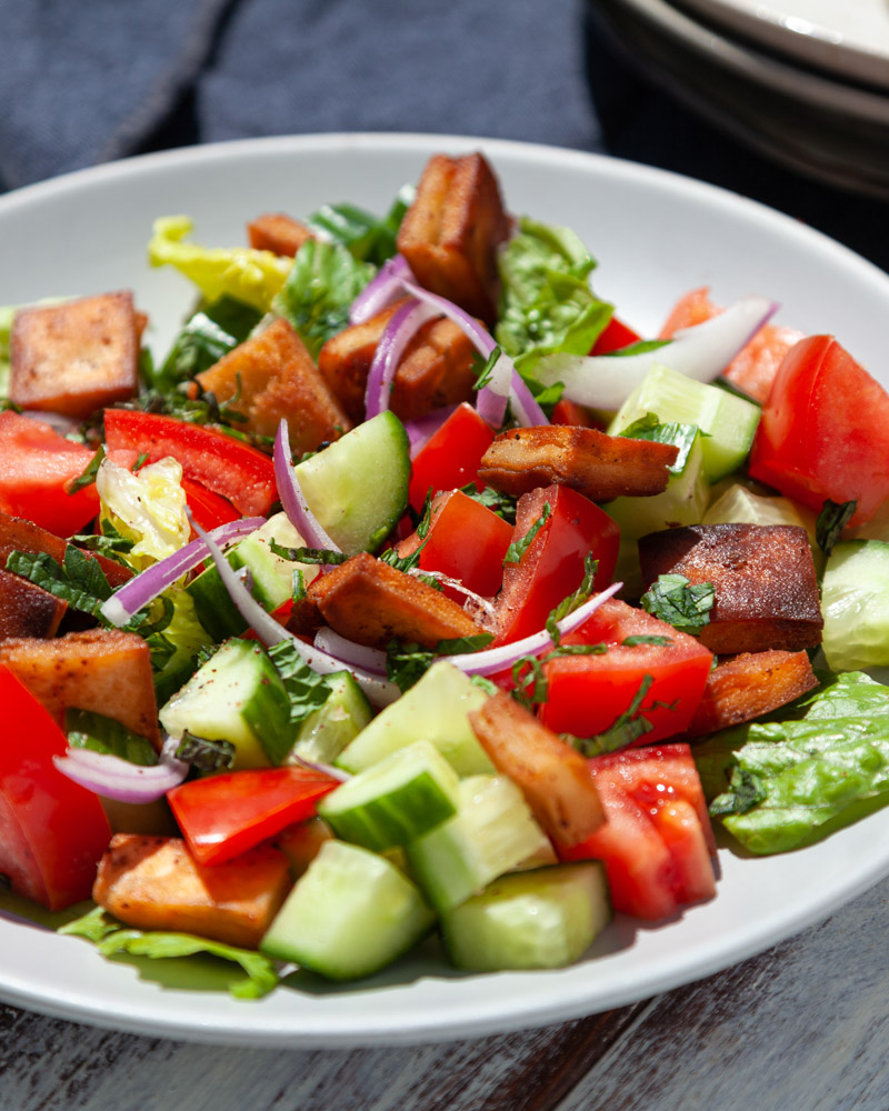 fattoush (levantine bread salad)