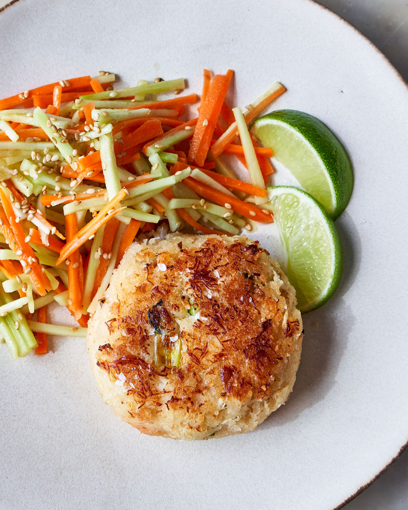4 ingredient crab cakes with sesame ginger slaw