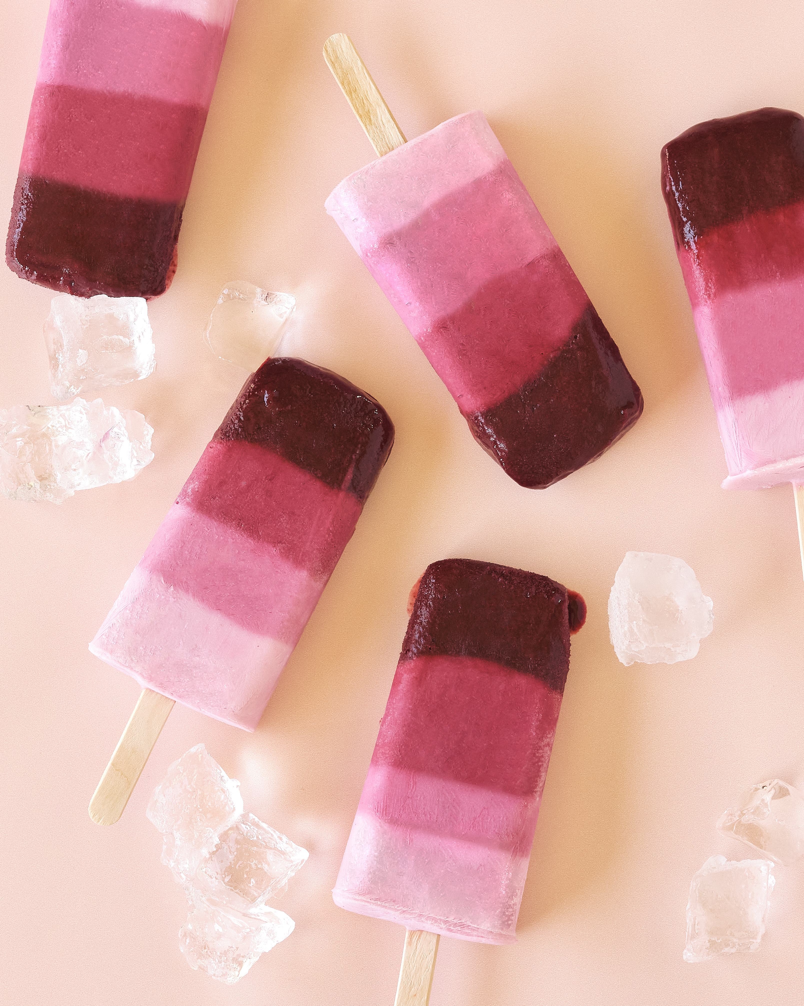 ombre berry popsicles