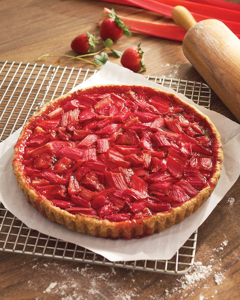 rhubarb strawberry tart