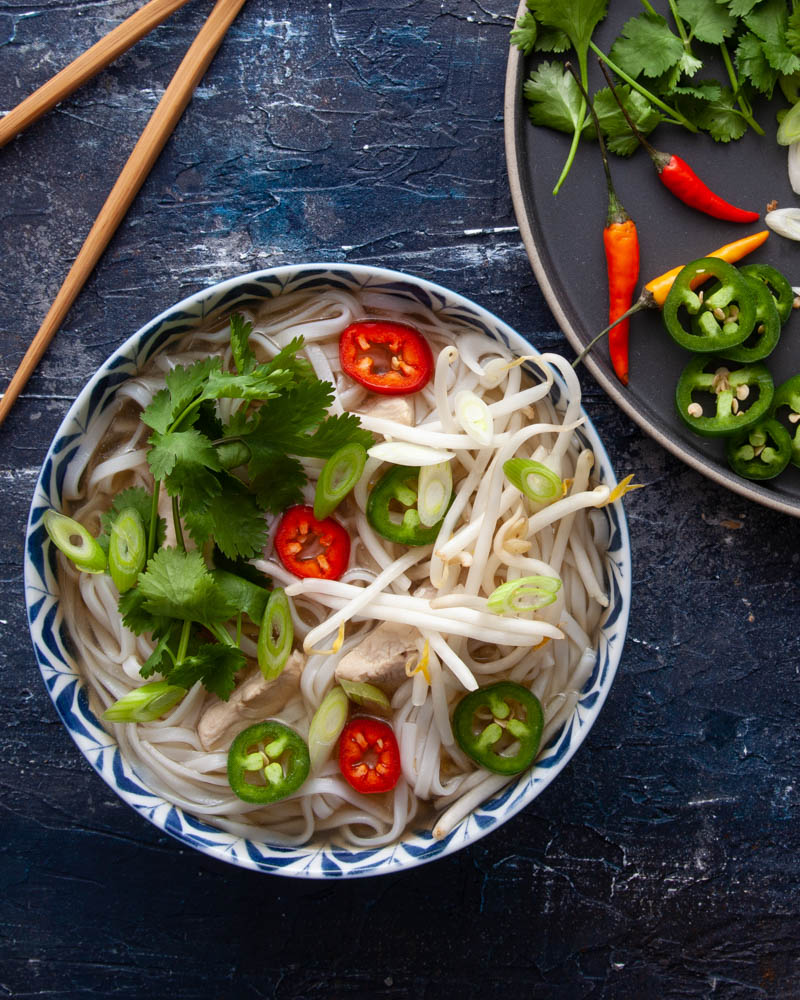 chicken pho (vietnamese rice noodle soup)