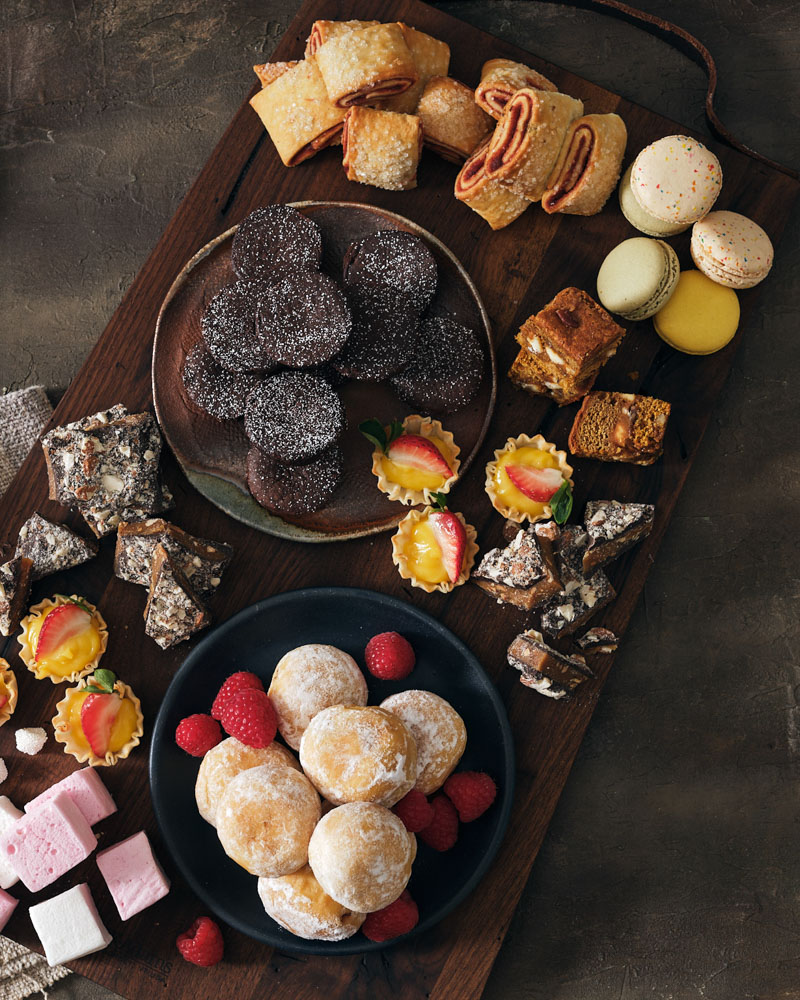 how to design a dessert board