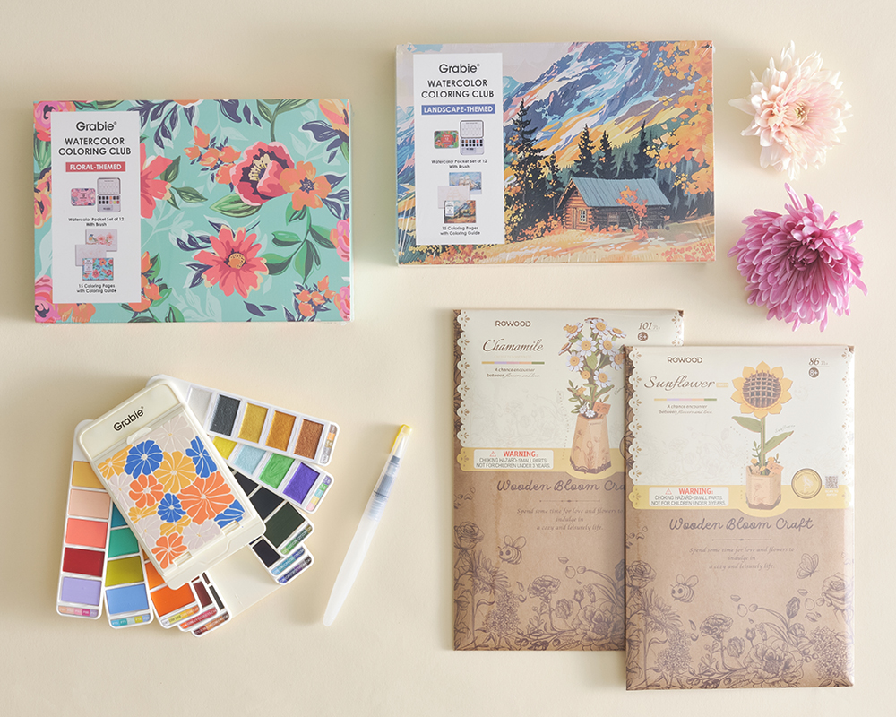 Watercolor kits and wooden block crafts