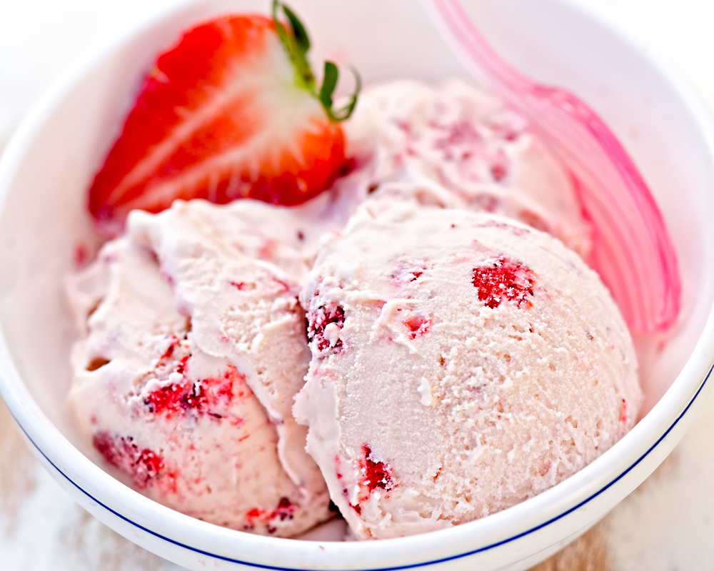Fresh strawberry ice cream