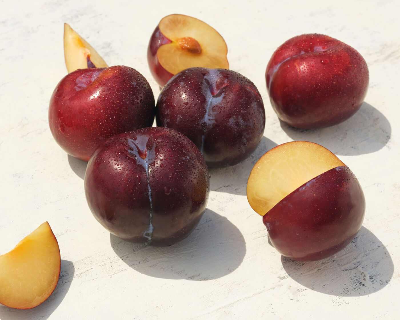 black plum and red plum
