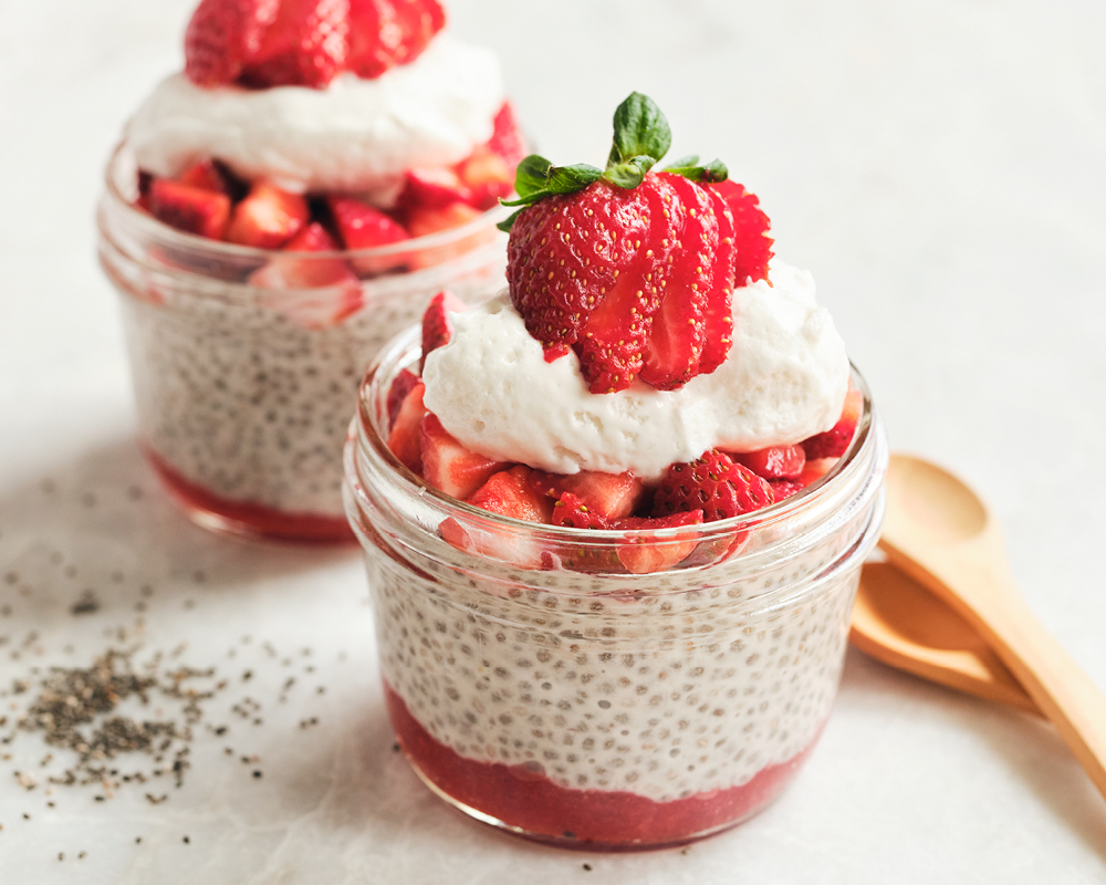 Strawberry chia pudding